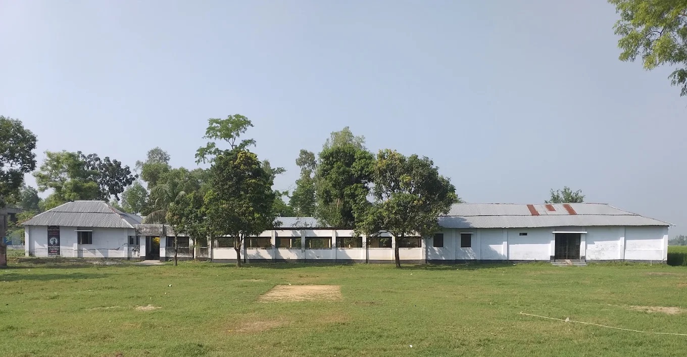 কলেজের পুরনো ভবন